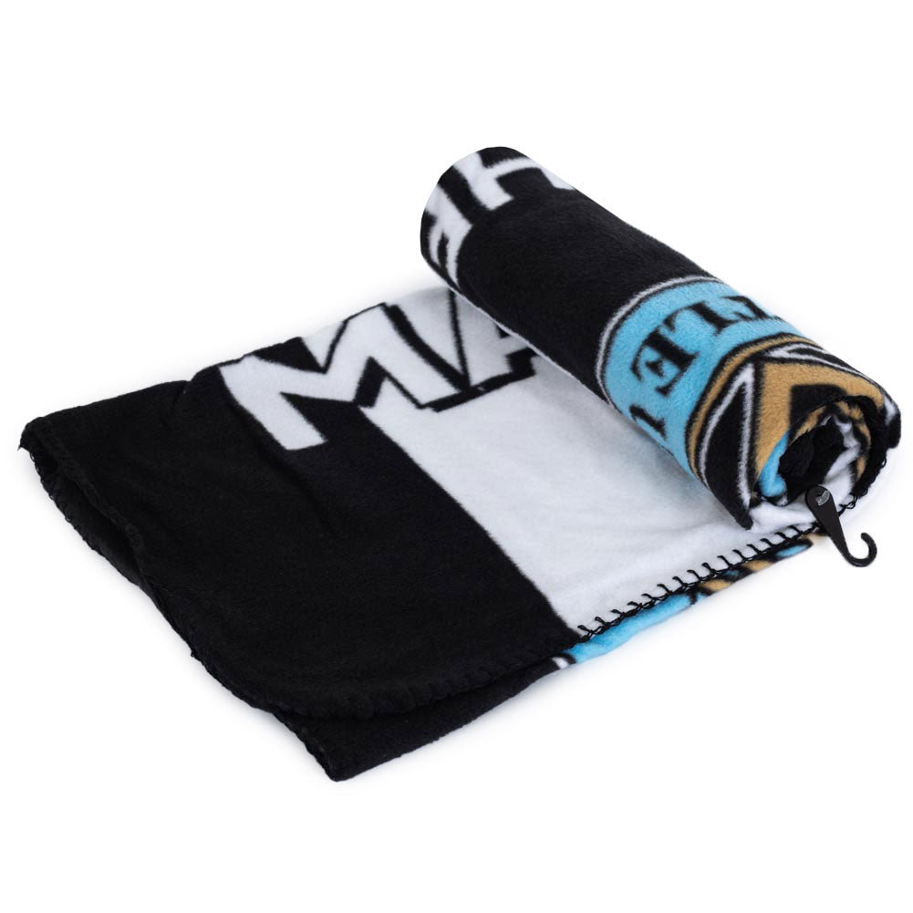 Soft and warm fleece blanket with a striking black and white design, Features a large full colour Newcastle United FC crest