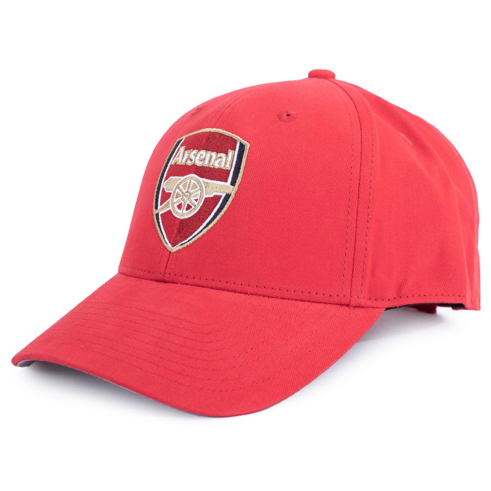 Red classic design curved brim cap