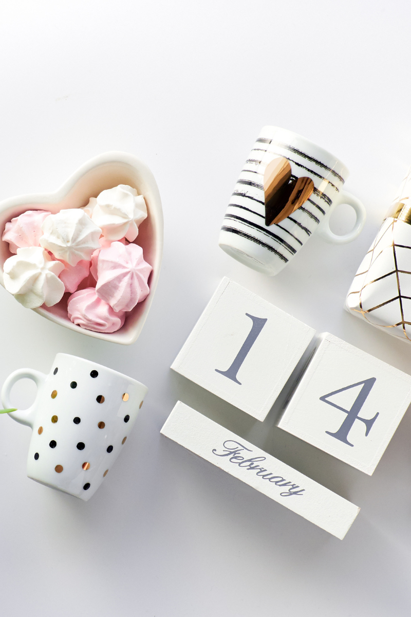 Heart shaped dish, mugs and wooden block with date February 14th
