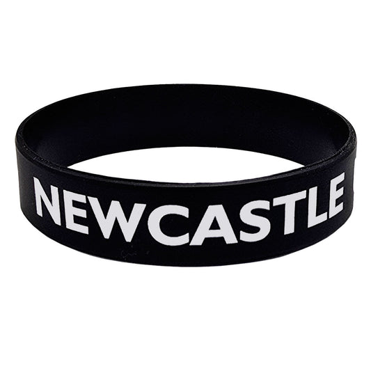 Black silicone rubber wristband