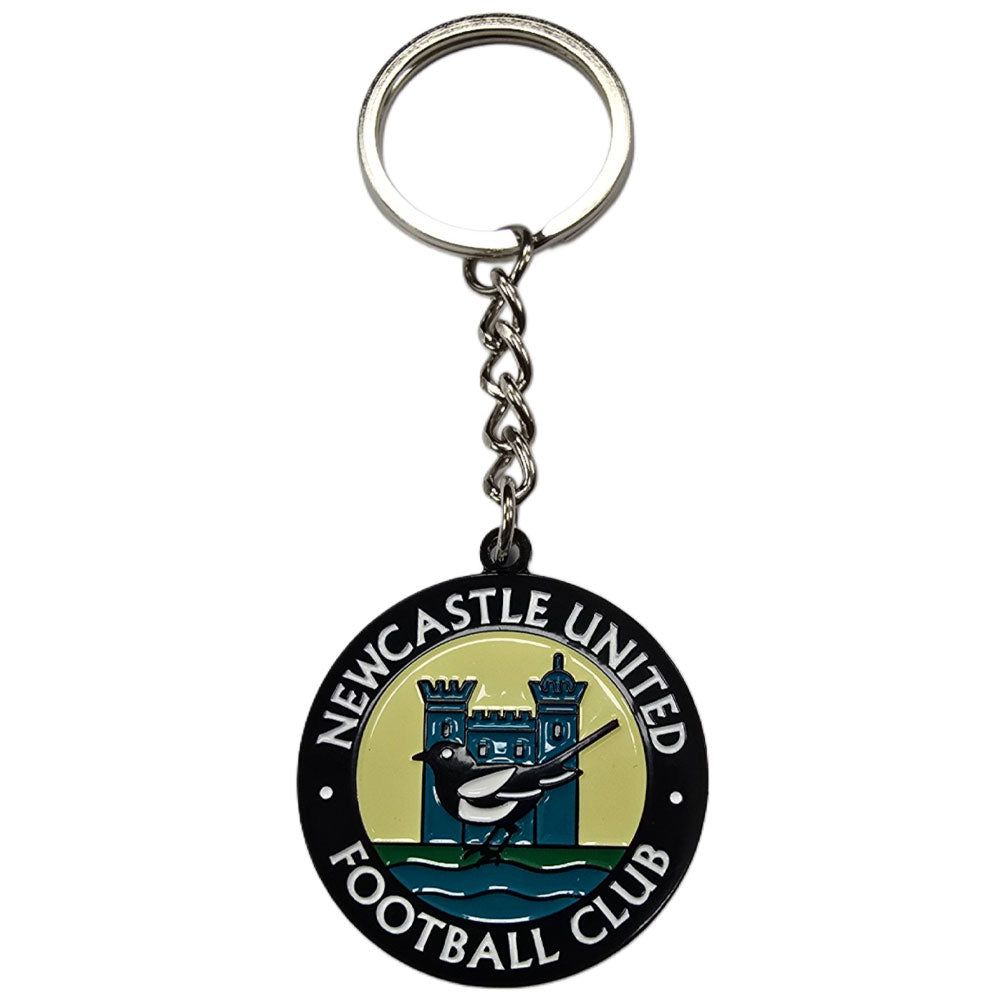 Newcastle United FC Retro 76-83 Crest Keyring & Badge Set