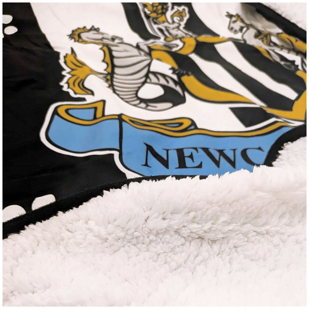 Newcastle United FC Sherpa Pet Blanket
