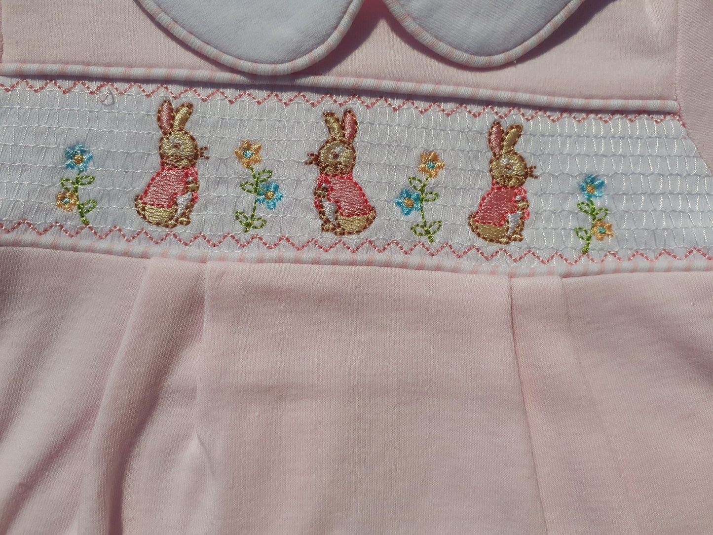 Smocked bunny design pink